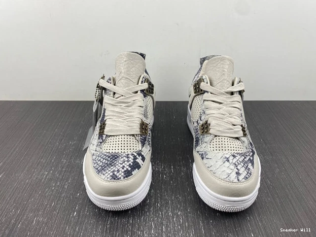 829 2071 StreetReady 813191- Jordan 4 Retro 0612